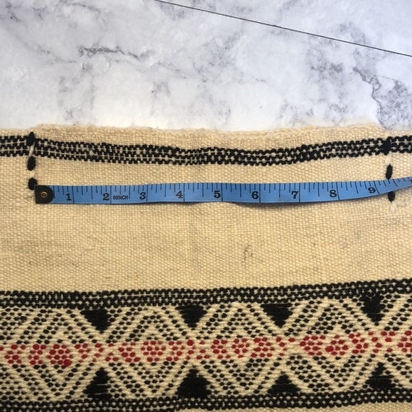 Kids Wool Poncho Cream,red & black - Picture 5 of 9